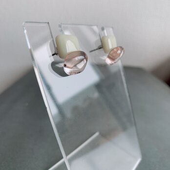 W四角ガラスピアス