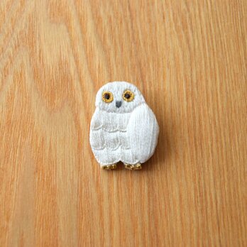［受注制作］白フクロウの刺繍ブローチ