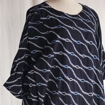 藍絞り染め浴衣　リメイク　ゆったりワンピース