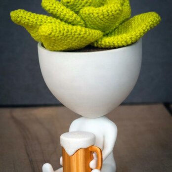 ビールを飲むロバート・プラントの植物ポット