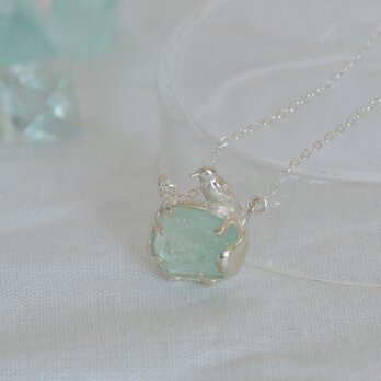 イソヒヨドリとアクアマリン原石のネックレス<一点もの>