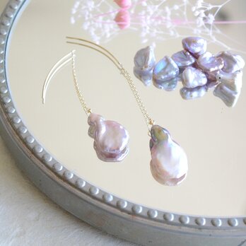 K10 バロックパールの揺れるピアス