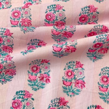 インド ブロックプリント生地 [39cm単位切売] Sanganeri フルオレセント ピンクフラワー 花 IF0327