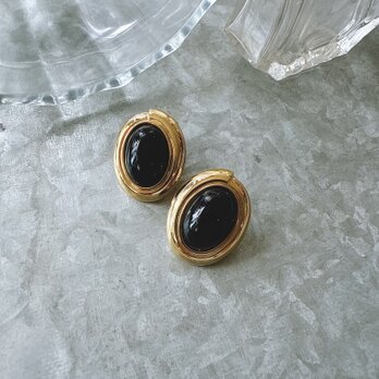 YM183-【 Monet 】モネ・ヴィンテージイヤリング 1970〜80s Gold Tone Black Cabochon