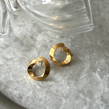 PA276-【 AVON 】エイボン・ヴィンテージピアス Gold Tone Circle And Crystal Accent
