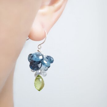 「ブルーの花雫」ピアス イヤリング 天然石 モスカイヤナイト ラブラドライト ペリドット シルバー925 母の日 ギフト