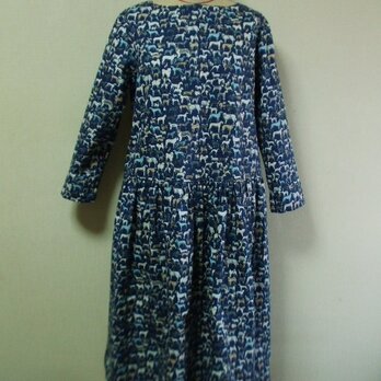 【ラスト１】リバティ ベスト・イン・ショウ ラウンドネック８～９分丈袖スカートギャザー入ワンピ 両脇ポケット付き