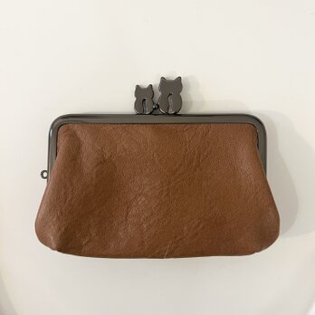 お札が二つ折りで収納できる、カードサイズの親子がまぐち財布（親子黒ねこ口金）