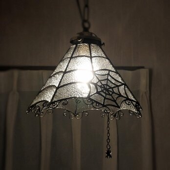 蜘蛛の巣ランプ ステンドグラス 照明 ペンダント クモ ハロウィン ゴシック