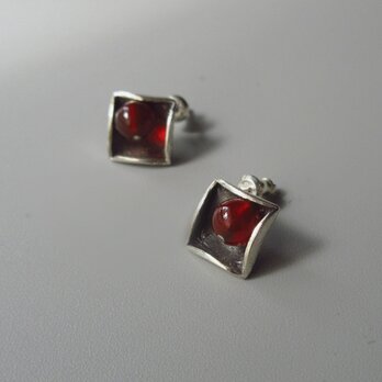 小さな瑪瑙のシルバーピアス