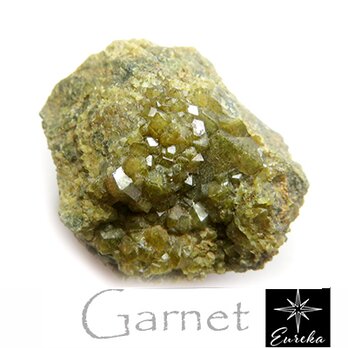 山口県・下関産　アンドラダイトガーネット原石 trg375