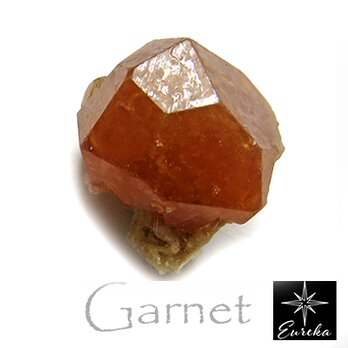 ヘソナイトガーネット 原石 9ct trg67