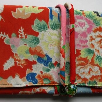 ８３７２　花柄の着物で作った和風財布・ポーチ＃送料無料