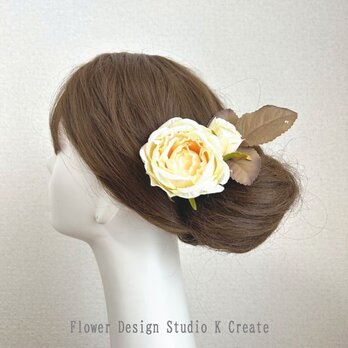 エクリュな薔薇と秋の葉の髪飾り(3点セット）　フラメンコ　フローレス　花径８cm　エクリュ　薔薇　舞台　発表会　頭飾り