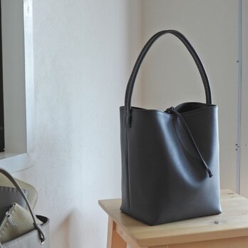 ワンハンドルレザーバッグ　ミニ　ダークグレー