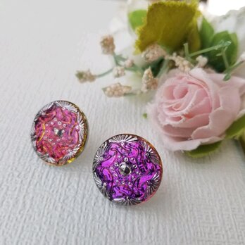 チェコガラスボタン ピアス｜ピンク＆シルバーの輝き アクセサリー