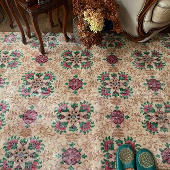 トルコヴィンテージラグ　200×114フラワー　均等柄　ルビーレッド　モカ