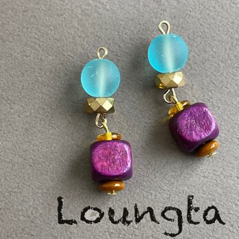 個性派ピアス パープル ブルー ウッドビーズピアス チェコビーズピア樹脂ピアス