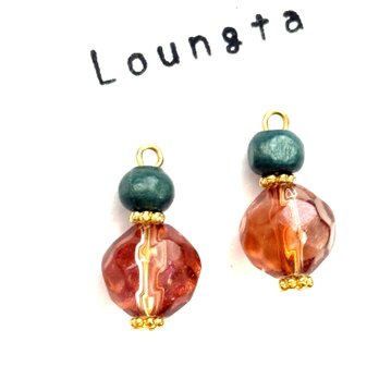 ウッドビーズピアス ガラスビーズピアス オレンジ 樹脂ピアス