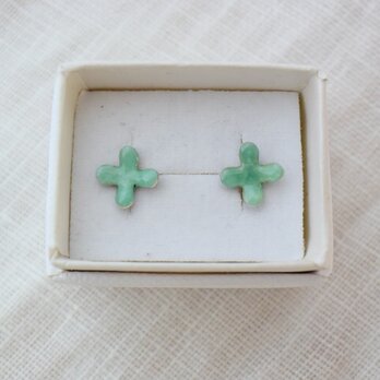 野花のシングルピアス　グリーン