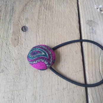 くるみボタンヘアゴム