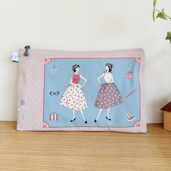 横長フラットポーチ