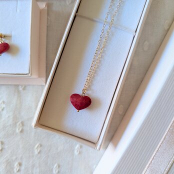 赤さんごのハートネックレス