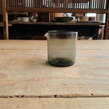 katakuchi  shikaku smoke