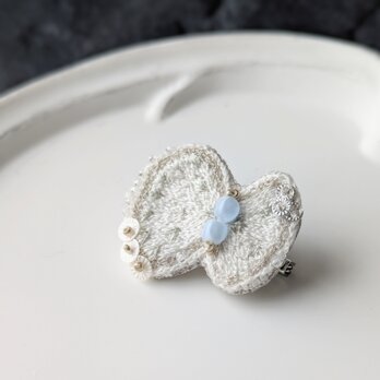 バタフライ・エフェクト｜刺繍ブローチ