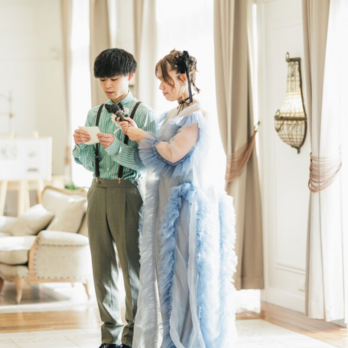 実例写真！カラードレス ツーピース キャミソール ロングトレーン 爽やかで優しいブルー オーガンジー 妊婦 前撮り