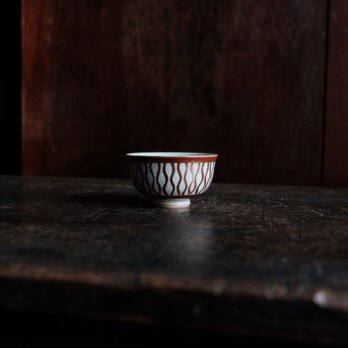 芸術的な絵付け◆九谷焼　花文赤絵白粒金彩湯呑み　古民家　古道具　茶器　工芸品　昭和期