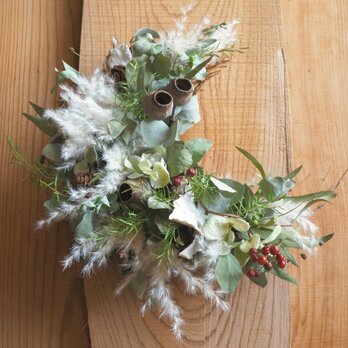 瀬戸内の森の三日月リース