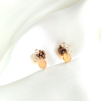 小耳さん向けフラワーイヤリング <carnelian> ピアスへ変更可