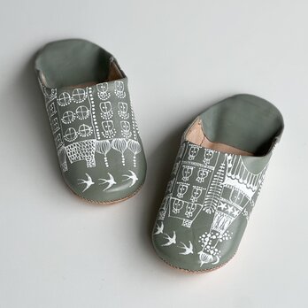 新品未使用  ハンドメイド  布製スリッパ スリッパの通販 | iichi 日々の暮らしを心地よくする