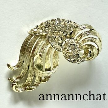 【ビンテージ 　1960年代　ラインストーン　wave 　ブローチ】lisner