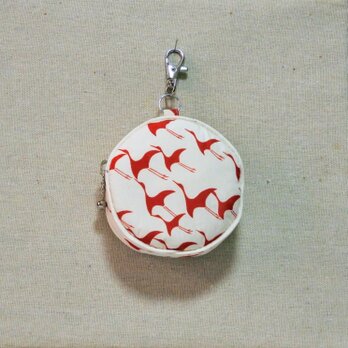 着物リメイク　ちっちゃなまあるいポーチ