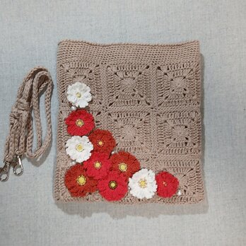 ベージュの花咲く赤い花のポシェット/コットンリネン•内布付き