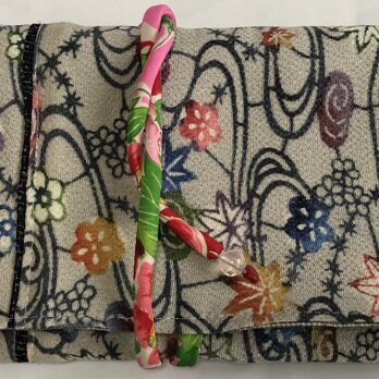 ８４４３　琉球紅型の着物で作った和風財布・ポーチ