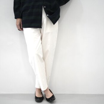 ストレッチコーデュロイのテーパードパンツ　No.365