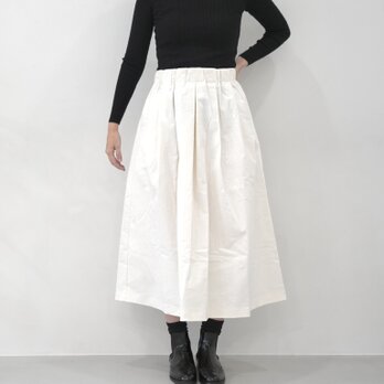 冬の白❤︎ストレッチコーデュロイのタックスカート No.256