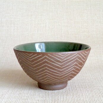 碗 (青磁象嵌 幾何紋b)