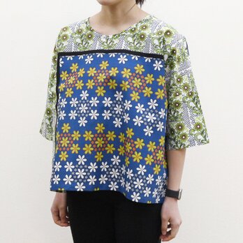 カンガのブラウス（ボックス型）アフリカ布 服 カンガ服