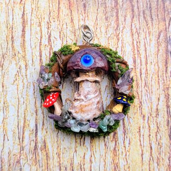 【10】異世界の森のきのこ　大きめペンダント