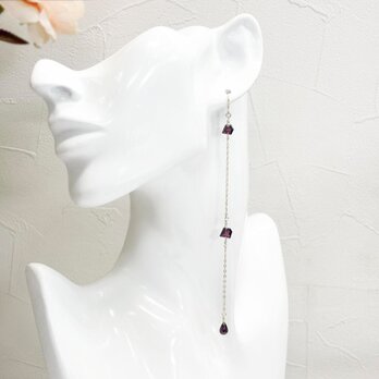 【イヤリング交換可能　ピアス】　ガーネット