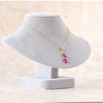 モザンビーク産ルビー２粒ペンダントネックレス14kgf