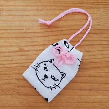 願いが叶うお守り袋 (ねこ柄 ピンク)