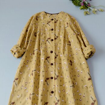 総刺繡クルミ釦、ポケット付き大人可愛い長袖ワンピコート♪