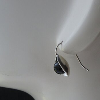 オニキス・シンプルなシルバーピアス