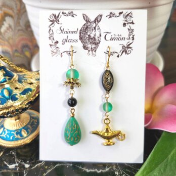 アラビアンナイト魔法のランプピアス☪︎プリンセス エメラルド No.1749