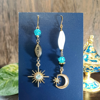 月と星 moon star★ロングピアス エメラルドグリーン緑 ハンドメイド No.800-A